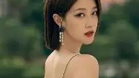 《生万物》助66岁老戏骨爆红，43年磨砺成就实力派！影视佳偶因戏结缘，携手共度浪漫半世纪！